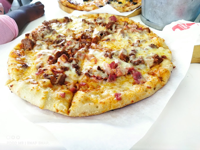 Big Square Restaurant