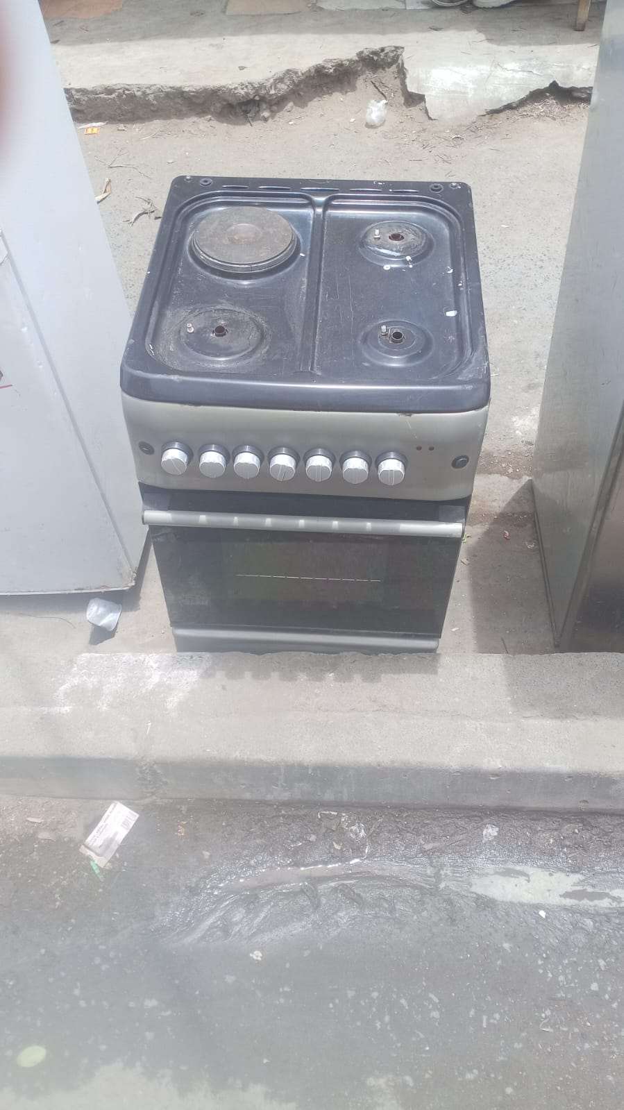 Cooker